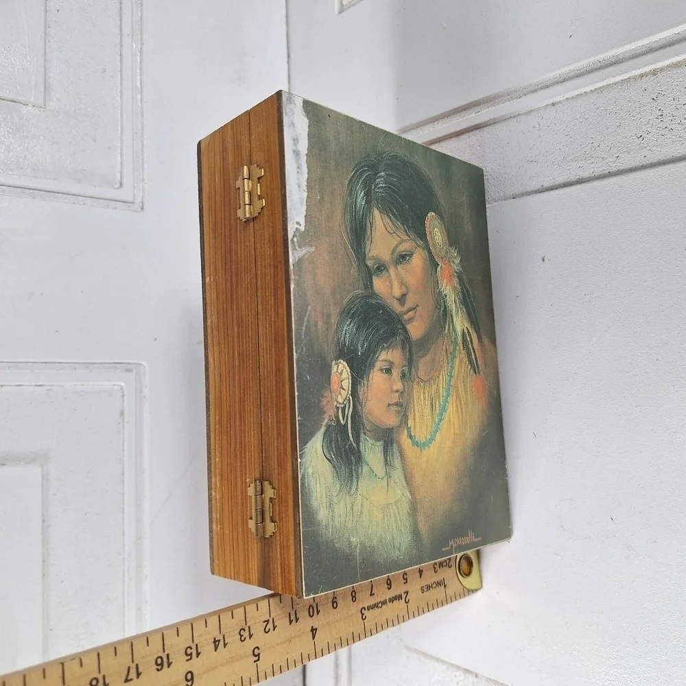 Native American Jewelry Box Art Print with Feather Details Woman & Child - Picture 7 of 11